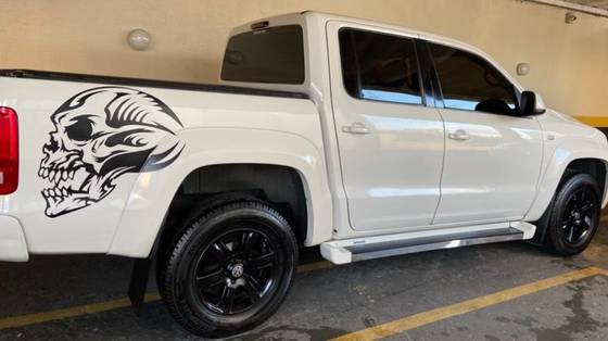 VOLKSWAGEN AMAROK 2.0 TRENDLINE 4X4 CD 16V TURBO INTERCOOLER DIESEL 4P MANUAL VOLKSWAGEN AMAROK 2.0 TRENDLINE 4X4 CD 16V TURBO INTERCOOLER DIESEL 4P MANUAL